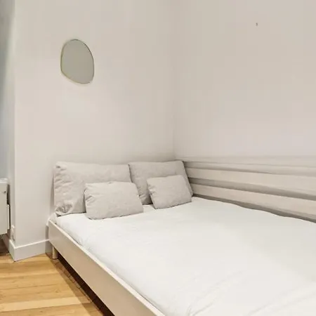 Lavie Maison Hot Tub And Ac Near Arc De Triomphe Paris Exterior photo
